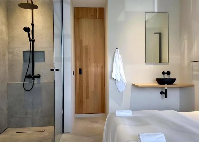 Ganado In Mikonos * Παραλία Paradise